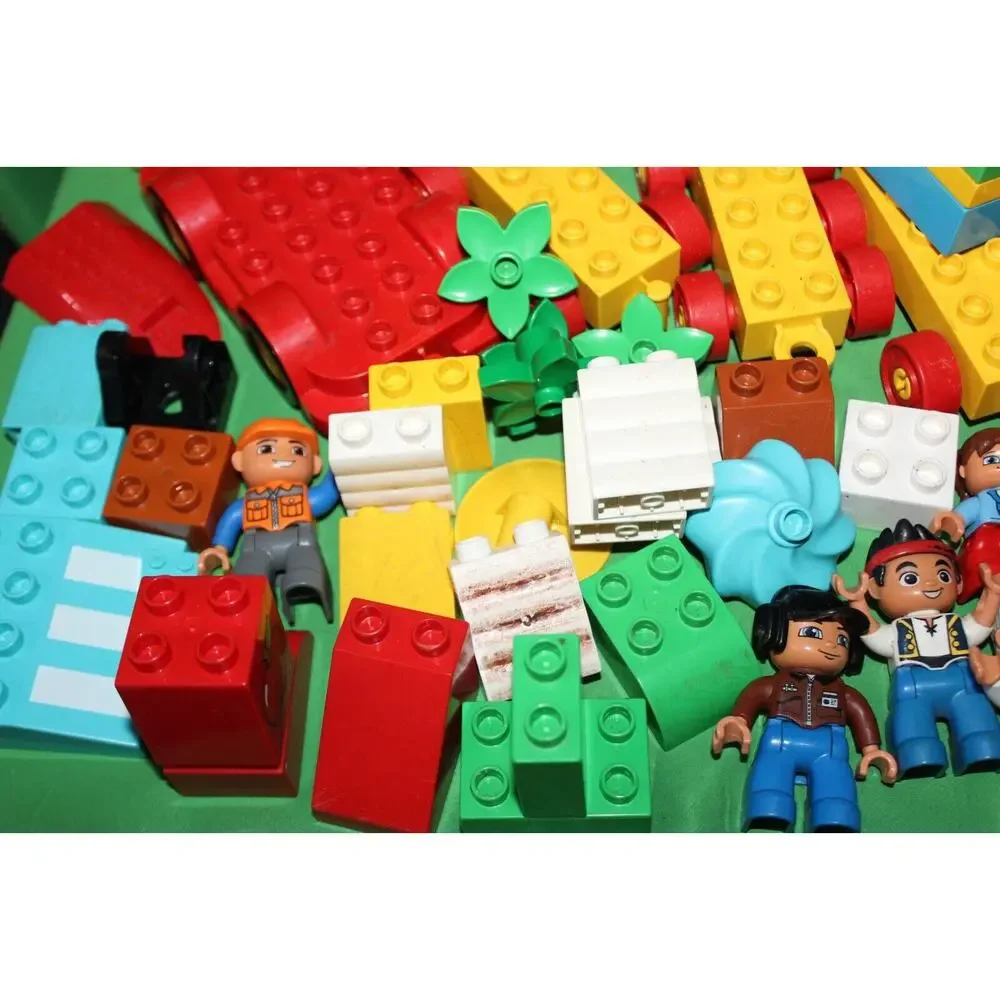 Over 160 pieces Lego Disney Mickey Mouse Club House Diego Parts Vehicles Animals